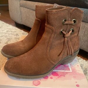Baretraps Sasha Brown Suede Ankle Boots